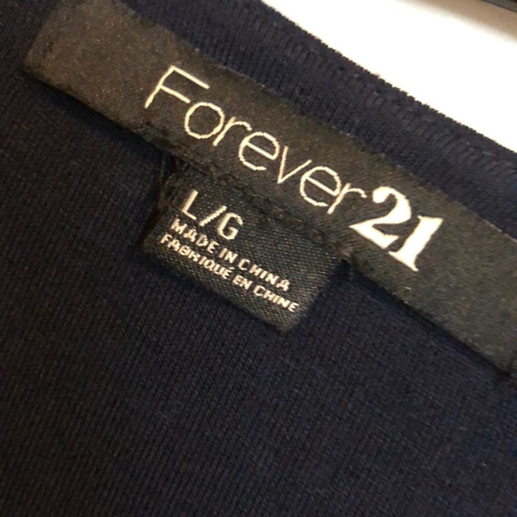 Cardigans - Picture 5 of 7